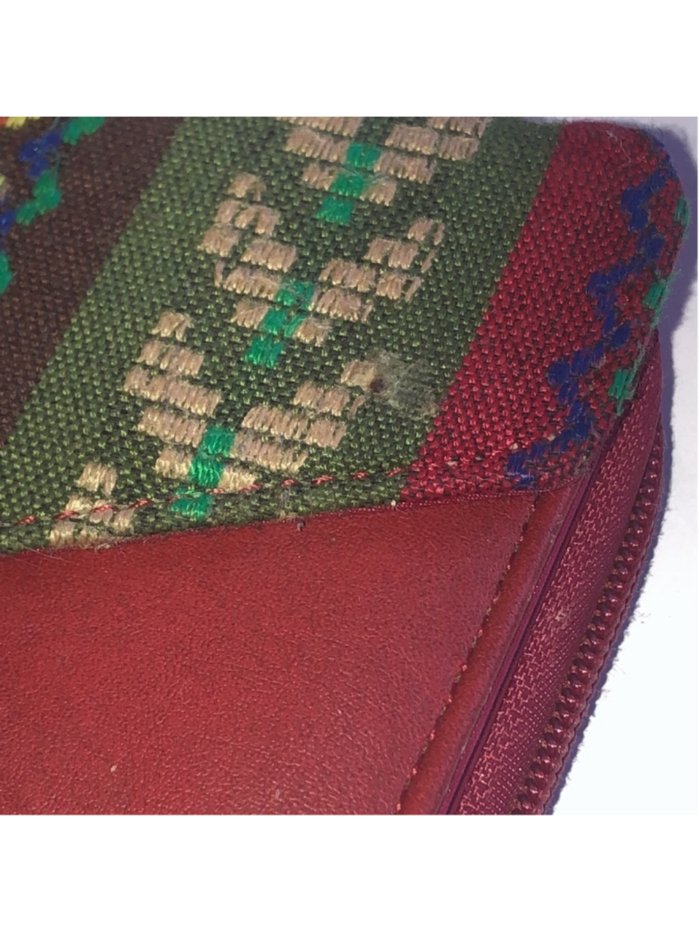 Gold Coast Dark Red Tribal Navajo Boho Zip Up Closure Wallet - Picture 3 of 10